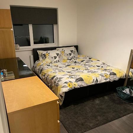 New Modern King Size Room With Ensuite And Parking Manchester Buitenkant foto